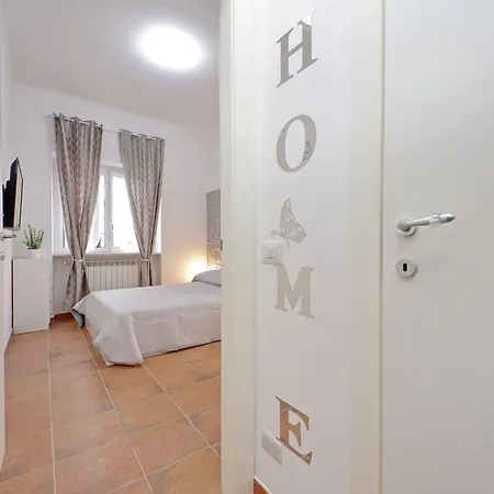 Domus Selva * רומא
